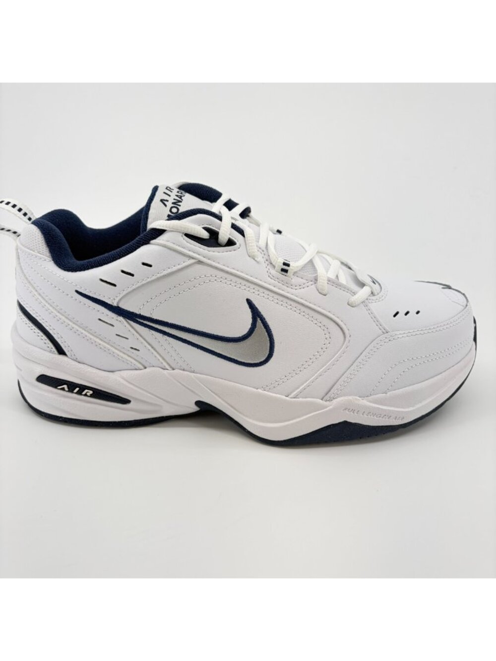 Nike Air Monarch IV Mens Size 10 4E White Blue Athletic Leather Shoes Sneakers